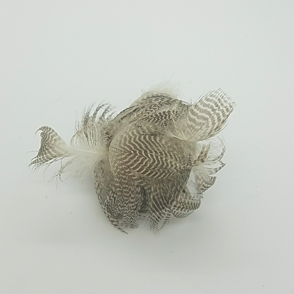 GASOLINE GLAMOUR DELUXE FEATHER RING - Picture 2 of 3